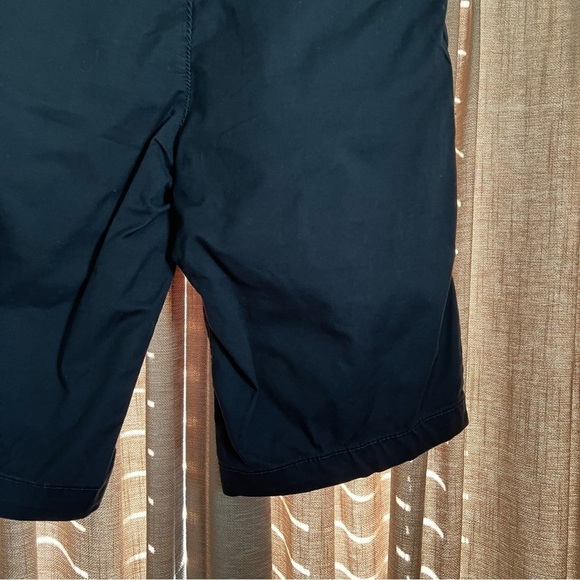 American Eagle 12” Longer Length Lived In Khaki Short in Navy Size 28 - Picture 10 of 12